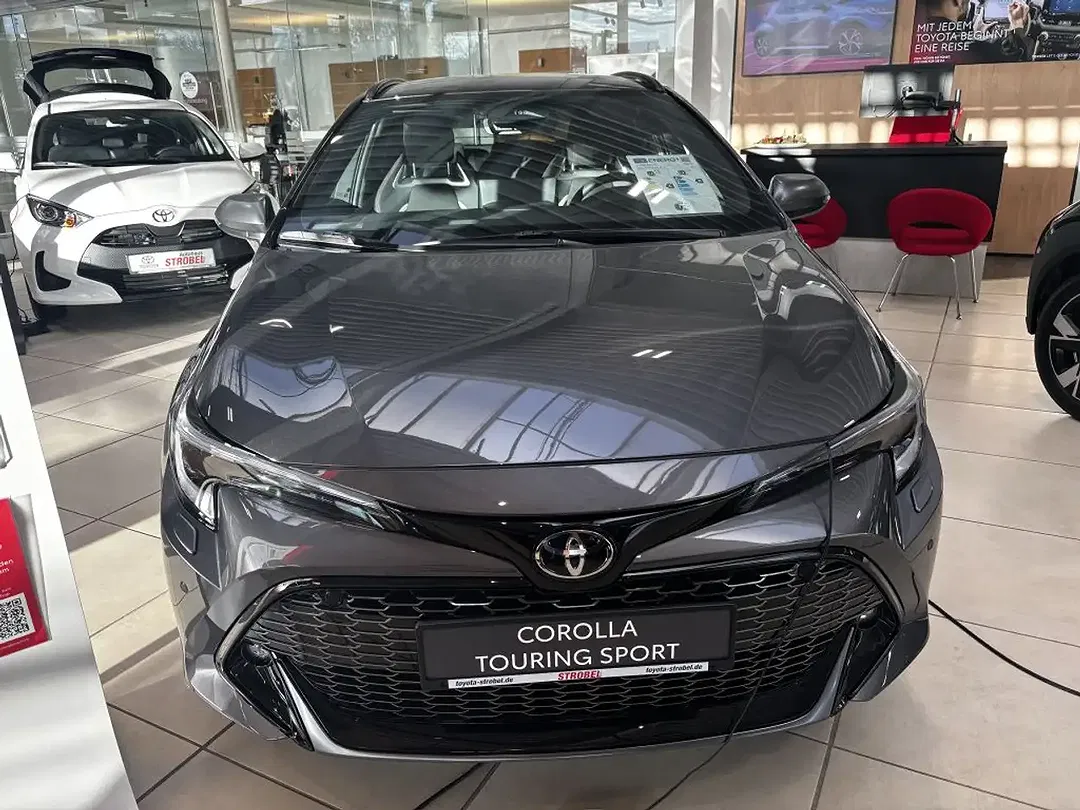 Toyota Corolla - Thumbnail 1