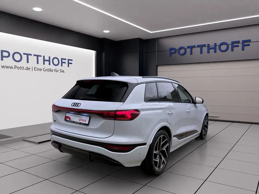 Audi Q6 e-tron - Thumbnail 6