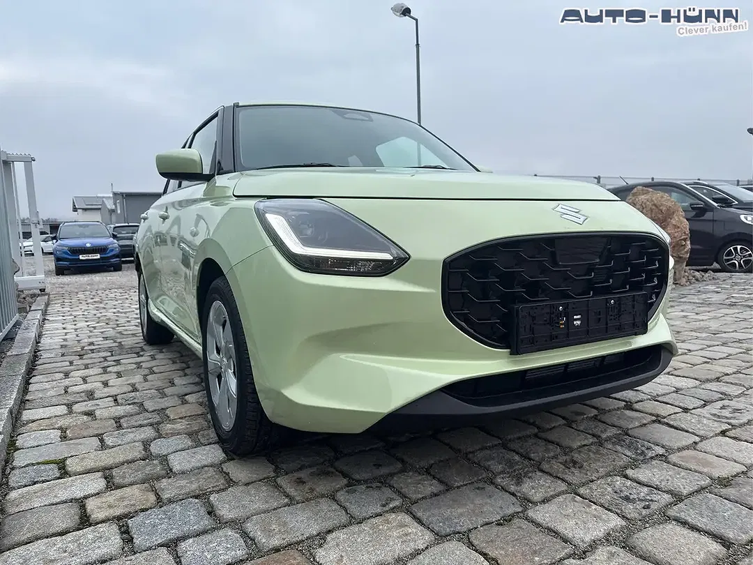 Suzuki Swift - Thumbnail 3