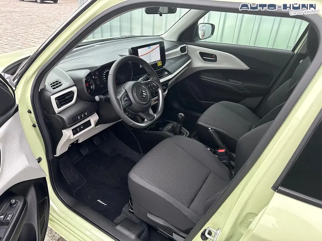 Suzuki Swift - Thumbnail 5