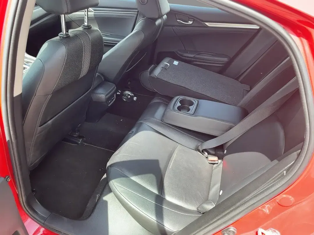 Honda Civic - Thumbnail 7