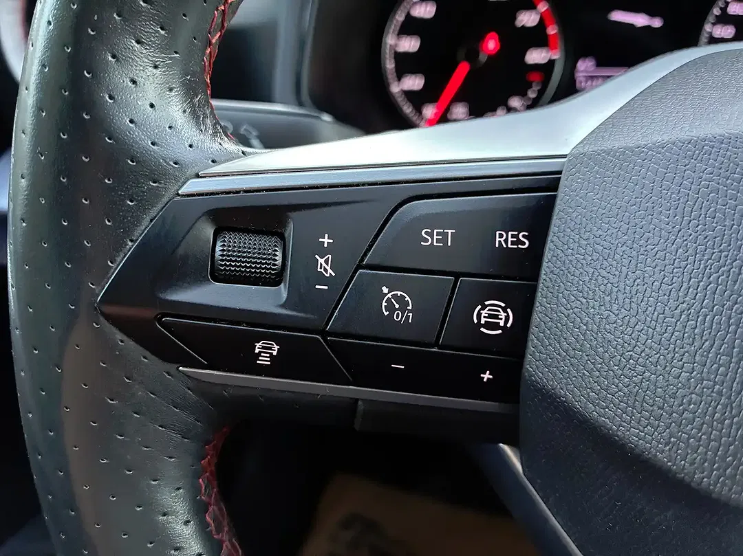 SEAT Ibiza - Thumbnail 34