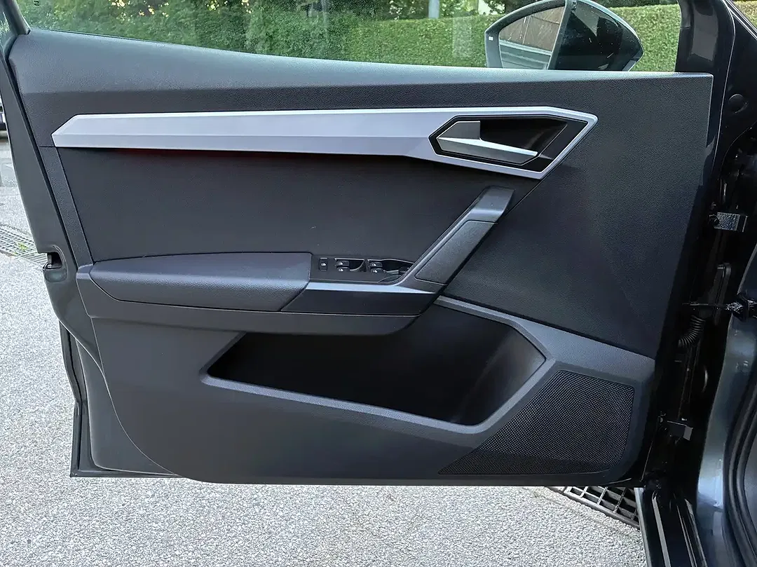 SEAT Ibiza - Thumbnail 40