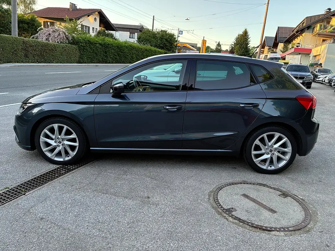 SEAT Ibiza - Thumbnail 5