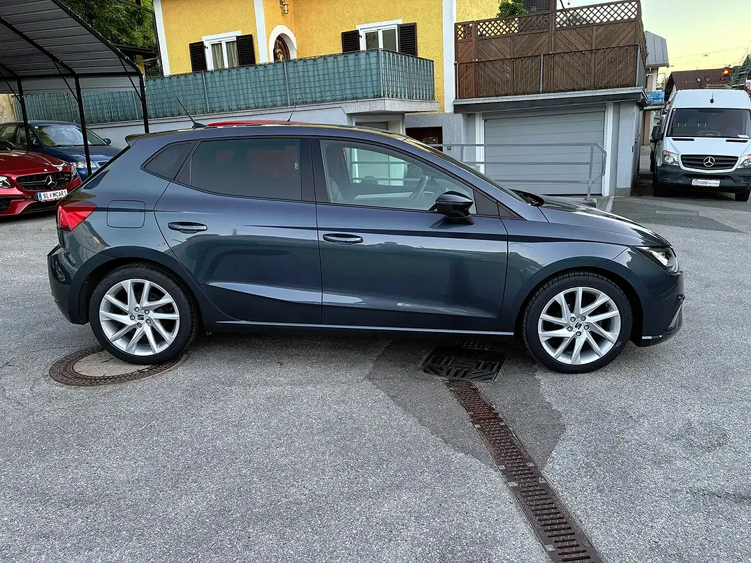 SEAT Ibiza - Thumbnail 9