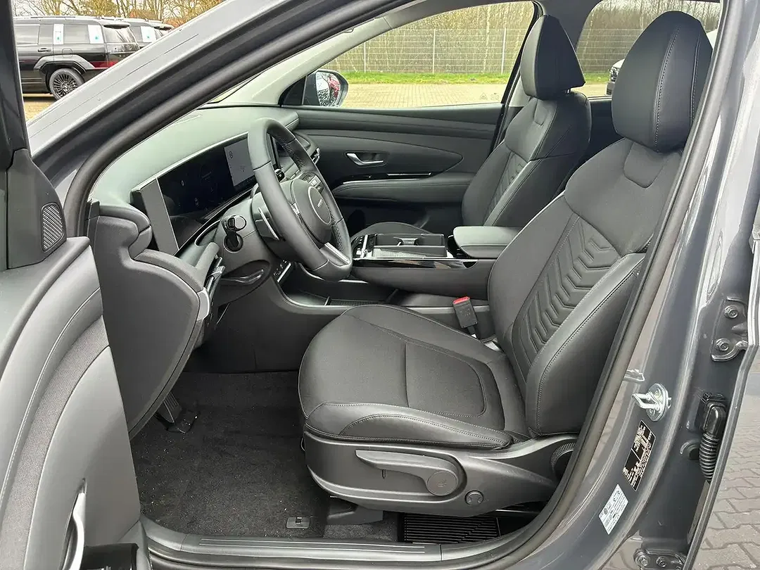 Hyundai TUCSON - Thumbnail 5