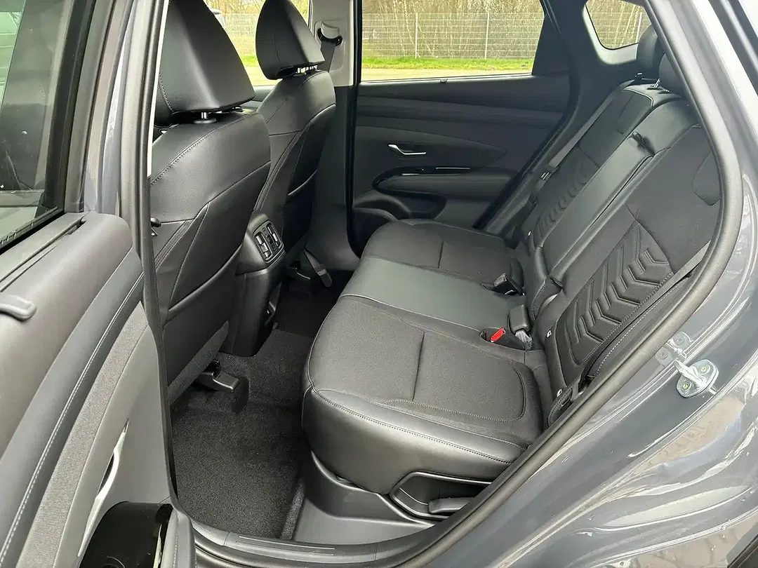 Hyundai TUCSON - Thumbnail 6