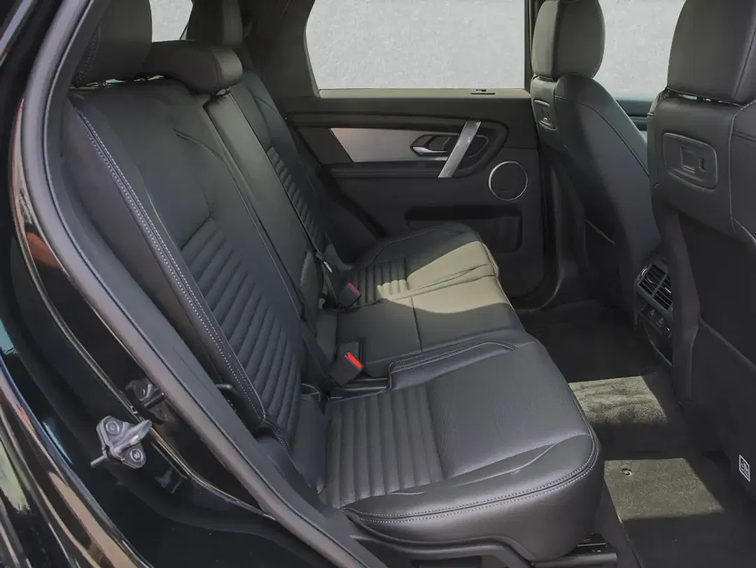 Land Rover Discovery Sport - Thumbnail 5
