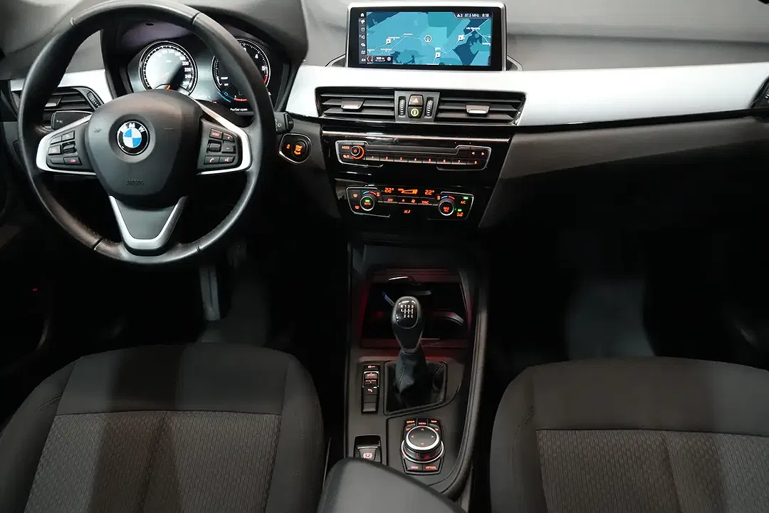 BMW X1 - Thumbnail 3