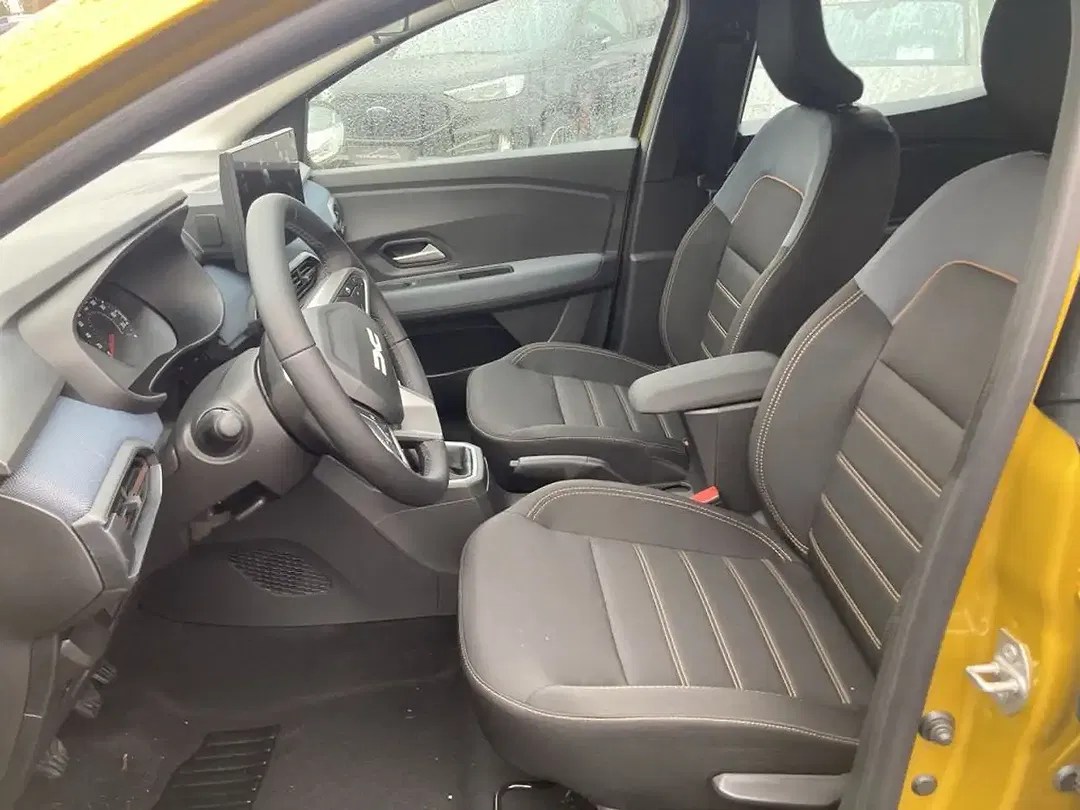 Dacia Sandero - Thumbnail 11