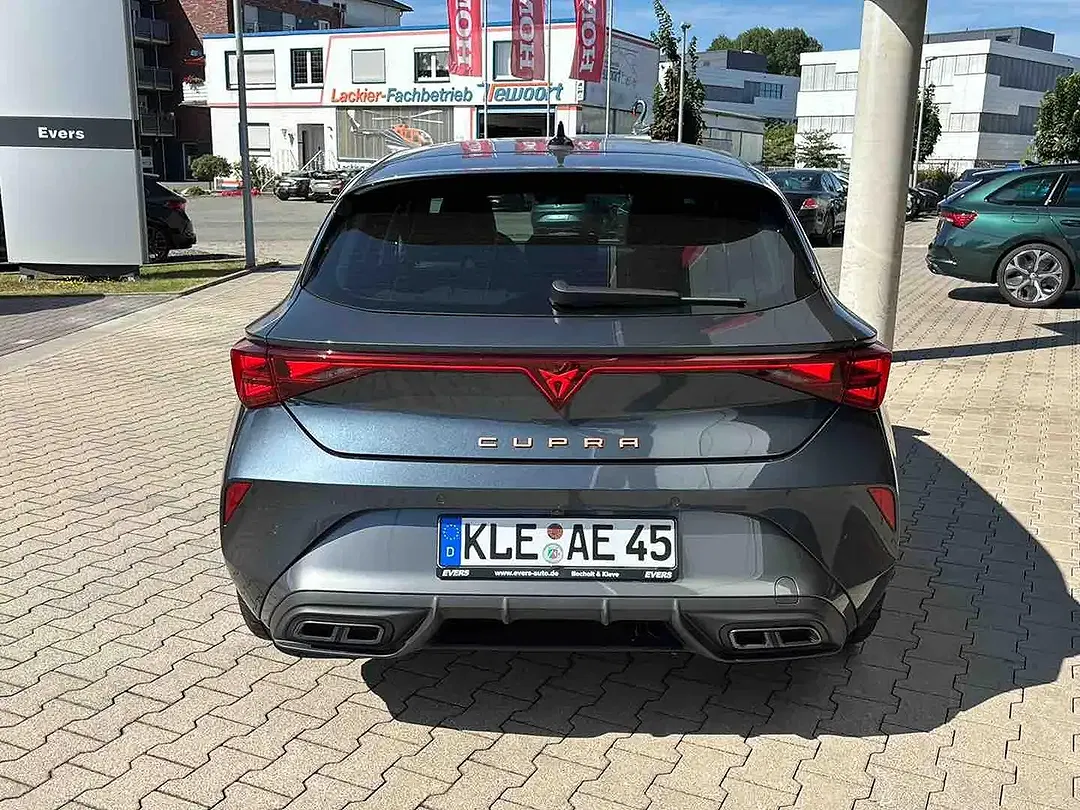 CUPRA Leon - Thumbnail 7
