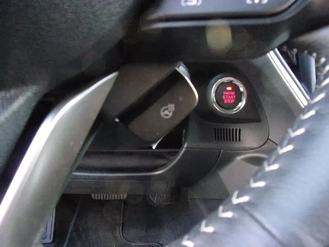 Subaru Crosstrek - Thumbnail 11