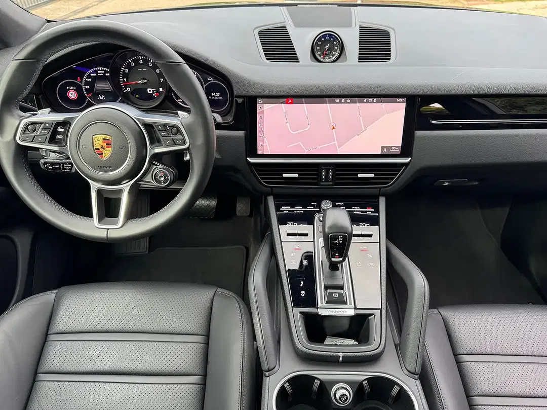 Porsche Cayenne - Thumbnail 13