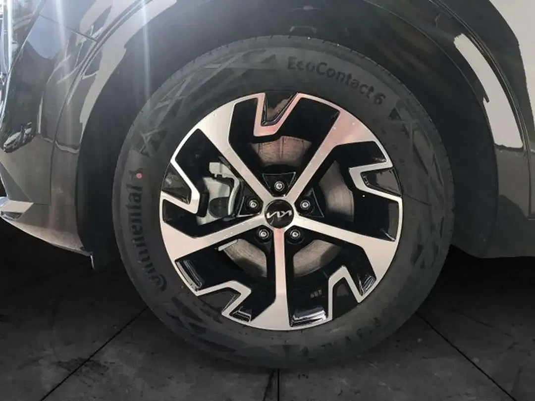 Kia Sportage - Thumbnail 2