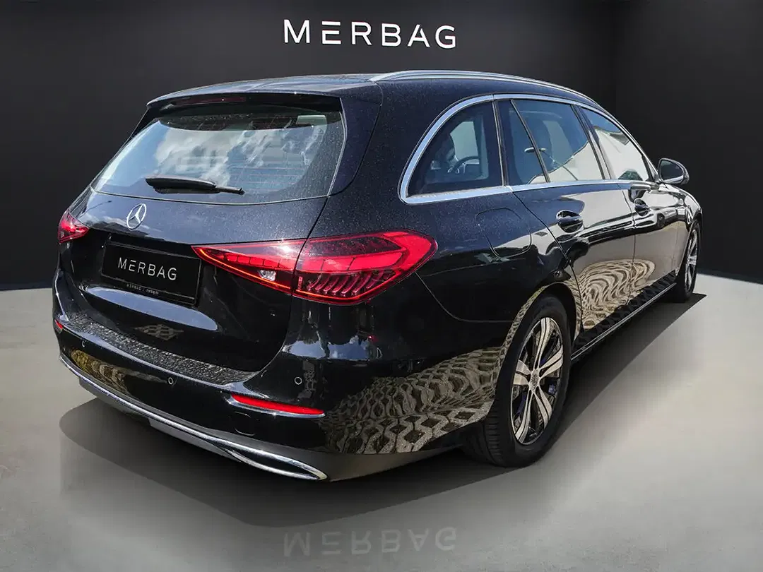 Mercedes-Benz C 300 - Thumbnail 2