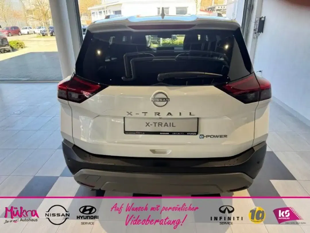 Nissan X-Trail - Thumbnail 2
