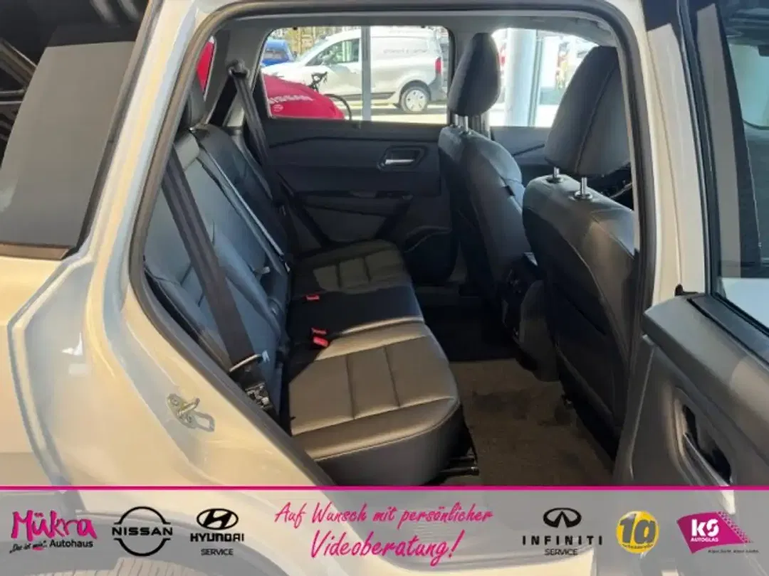 Nissan X-Trail - Thumbnail 3