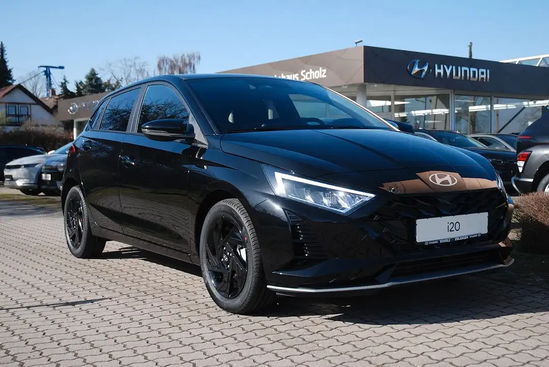 Hyundai i20 - Thumbnail 3