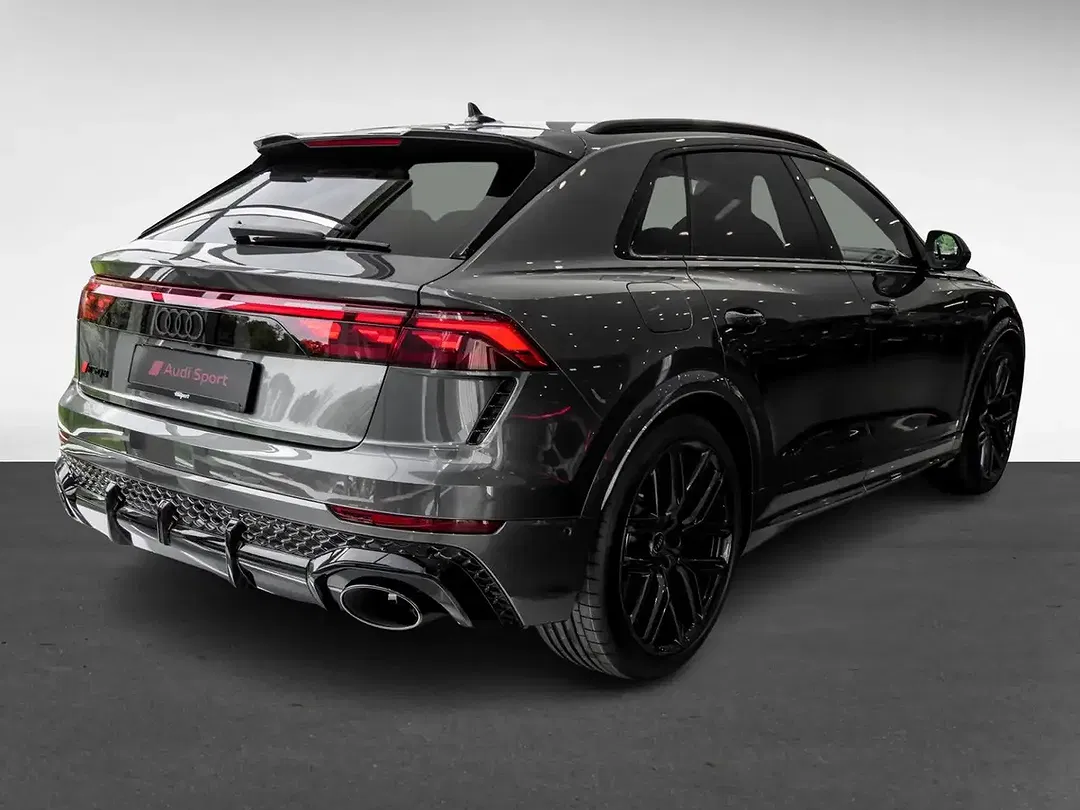 Audi RS Q8 - Thumbnail 2