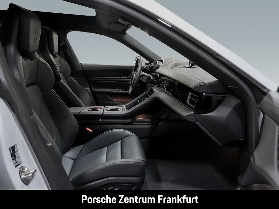 Porsche Taycan - Thumbnail 15