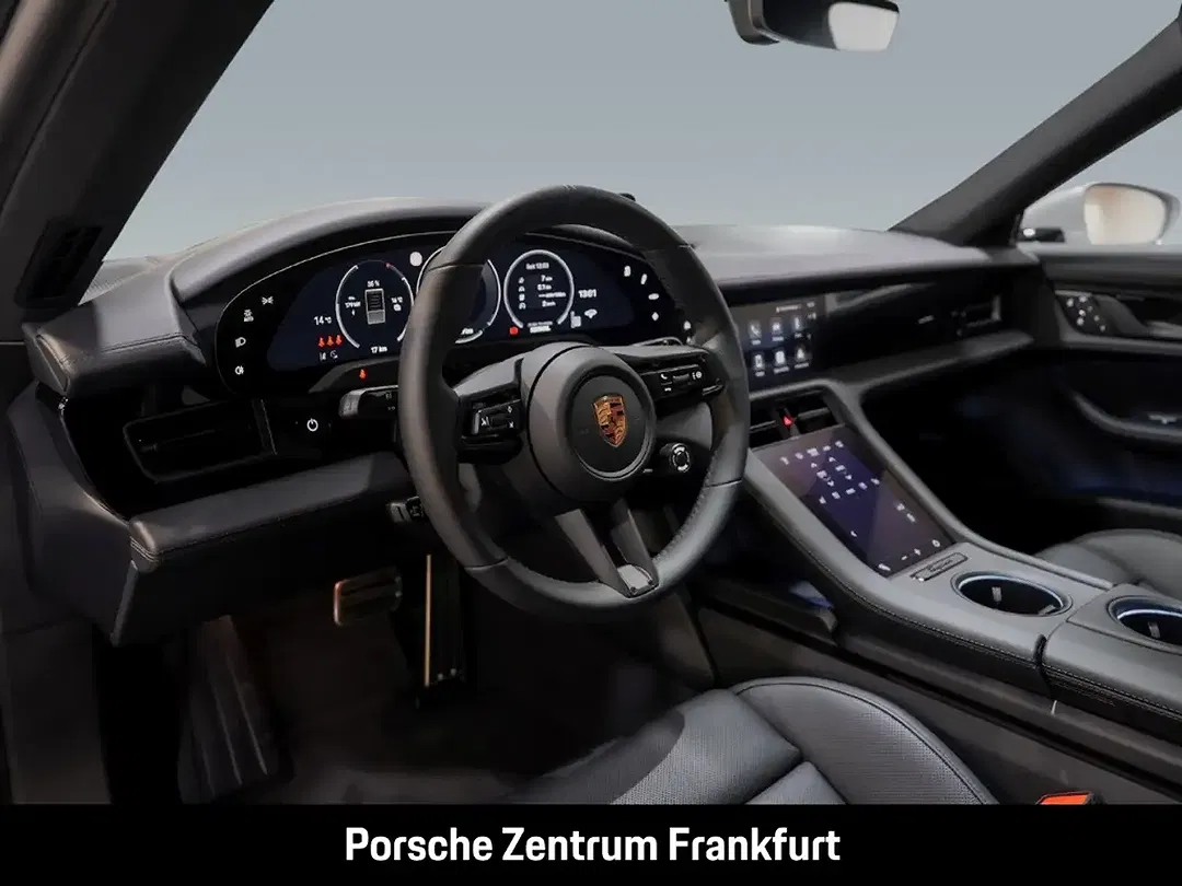 Porsche Taycan - Thumbnail 7