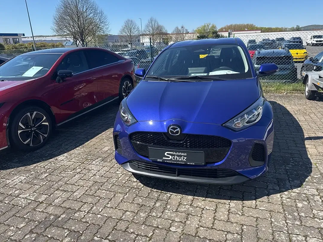 Mazda 2 - Thumbnail 1