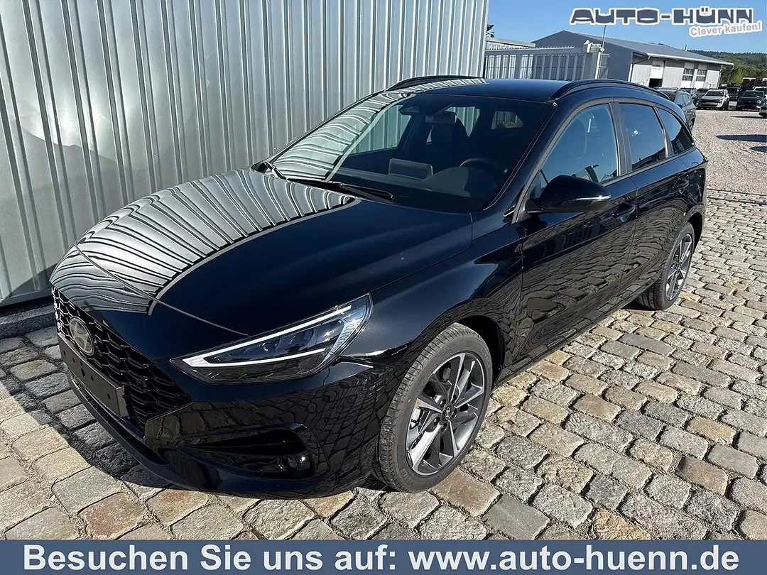 Hyundai i30 - Thumbnail 1