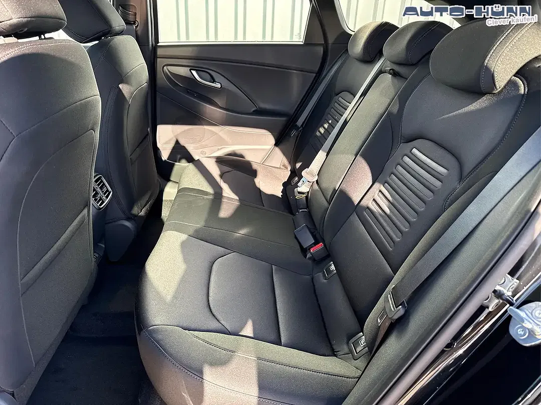 Hyundai i30 - Thumbnail 10