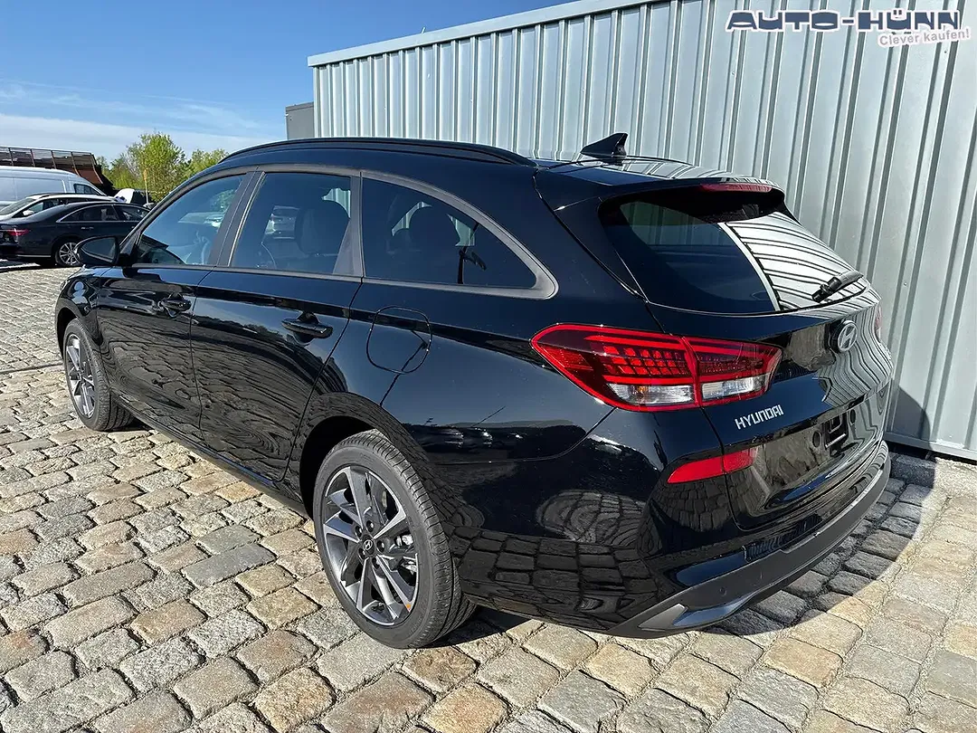 Hyundai i30 - Thumbnail 4