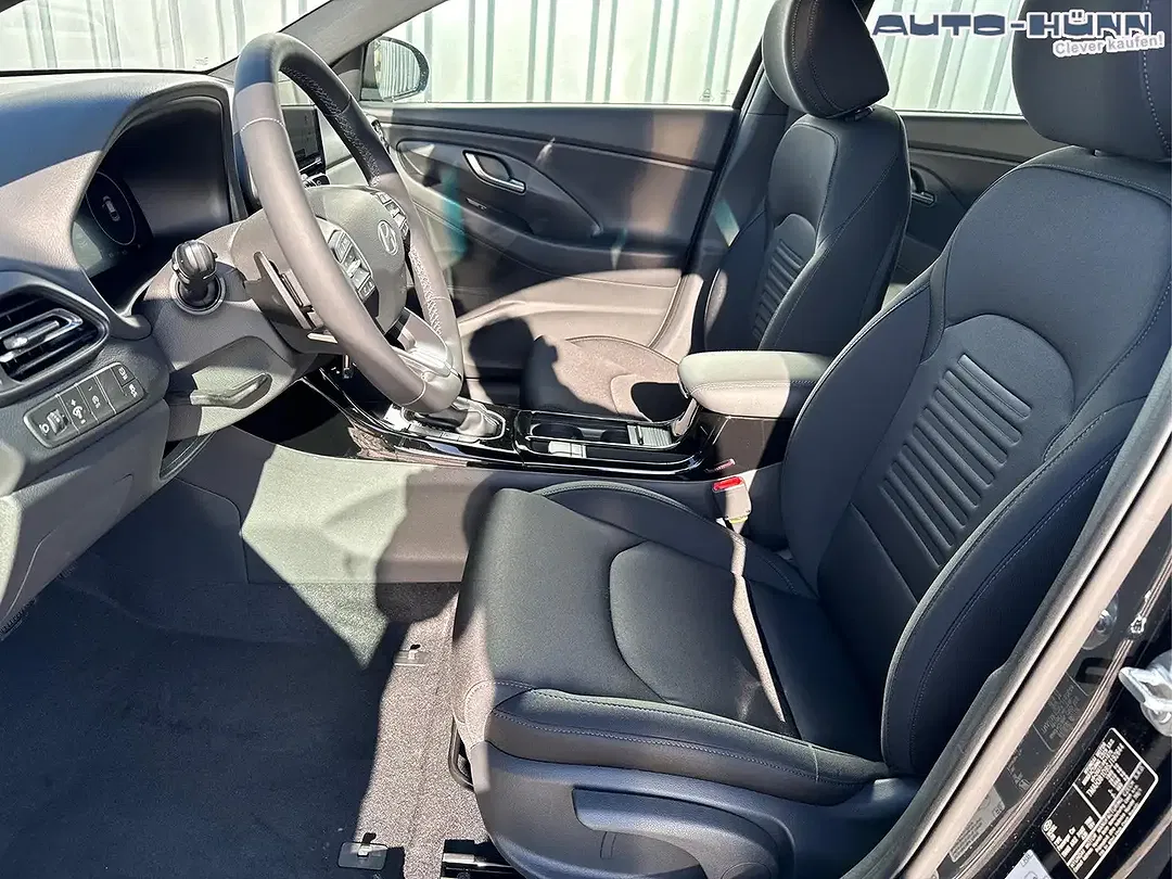 Hyundai i30 - Thumbnail 9