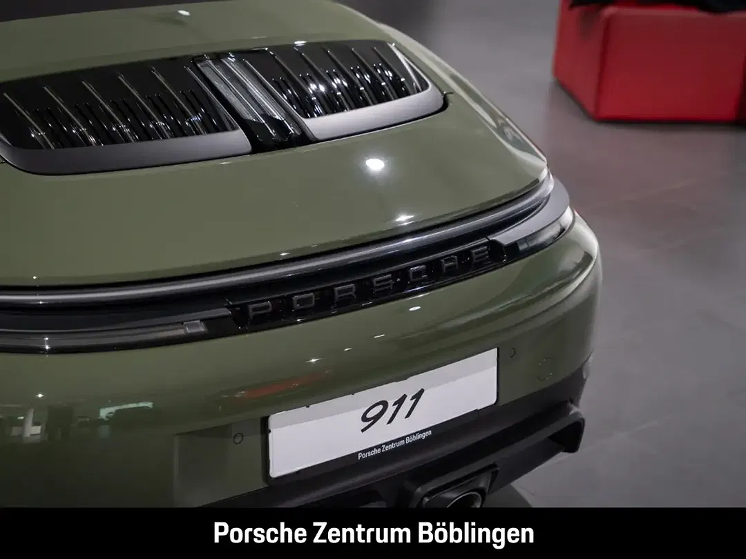 Porsche 992 - Thumbnail 10
