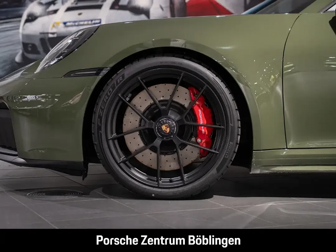Porsche 992 - Thumbnail 14