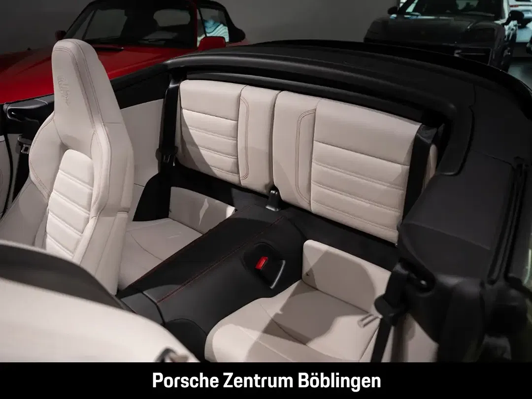 Porsche 992 - Thumbnail 7
