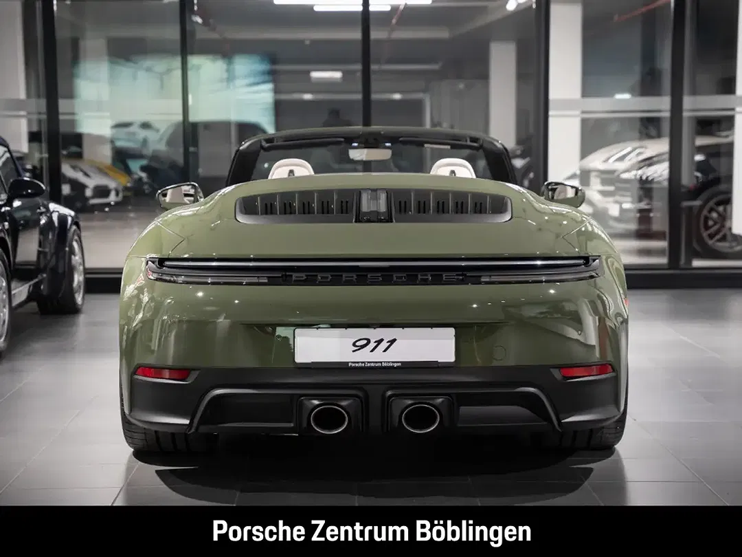 Porsche 992 - Thumbnail 8
