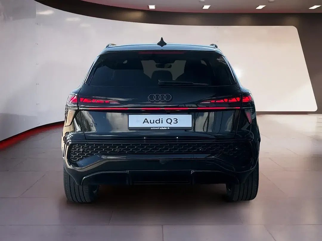 Audi Q3 - Thumbnail 4