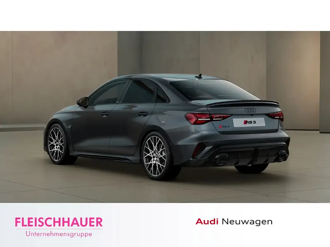 Audi RS3 - Thumbnail 4