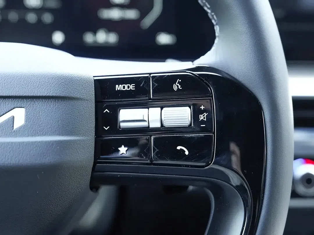 Kia Sorento - Thumbnail 10