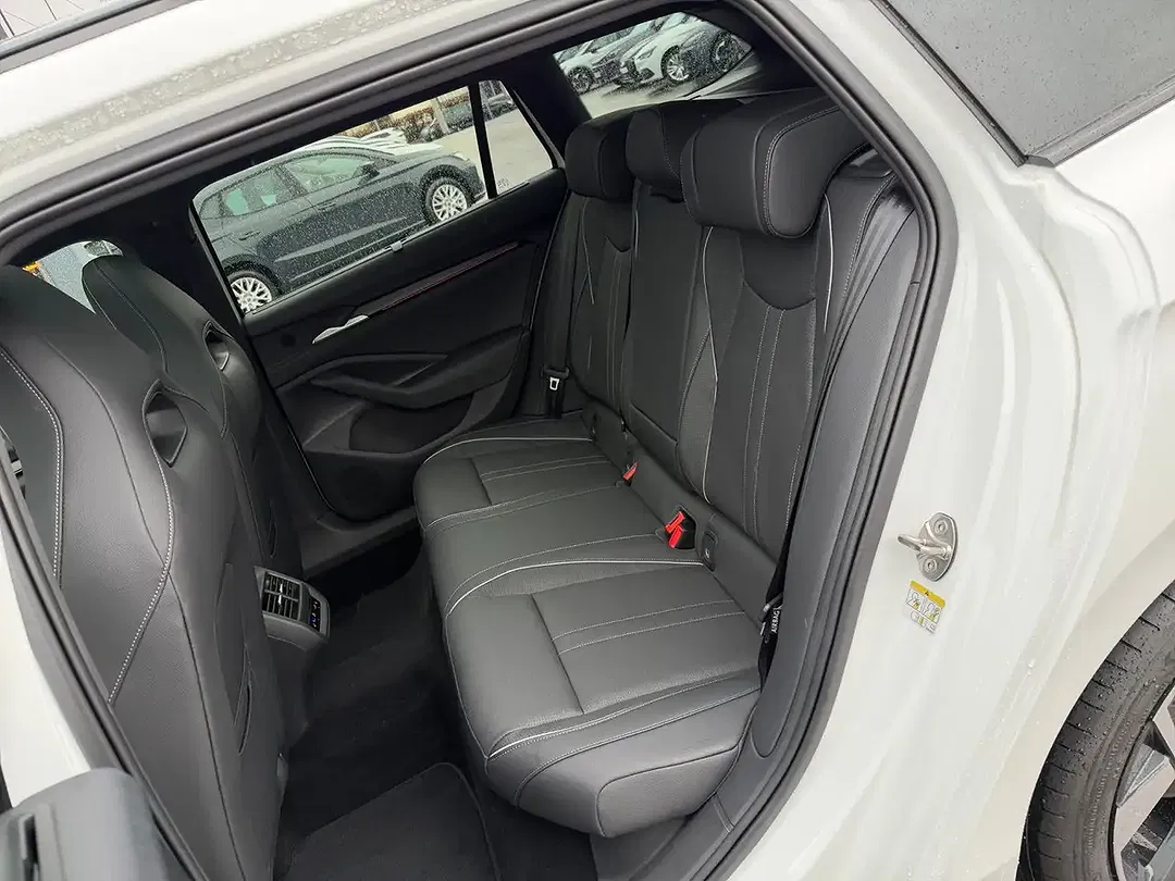 Skoda Superb - Thumbnail 10