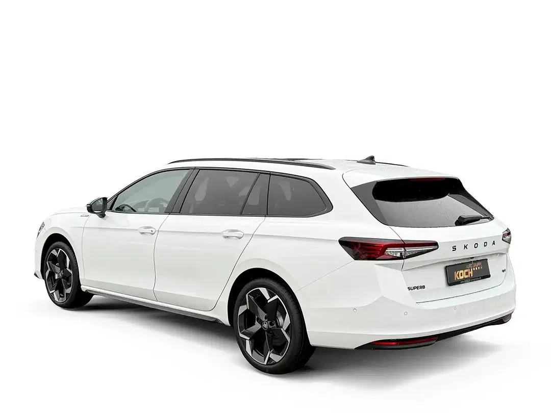 Skoda Superb - Thumbnail 3