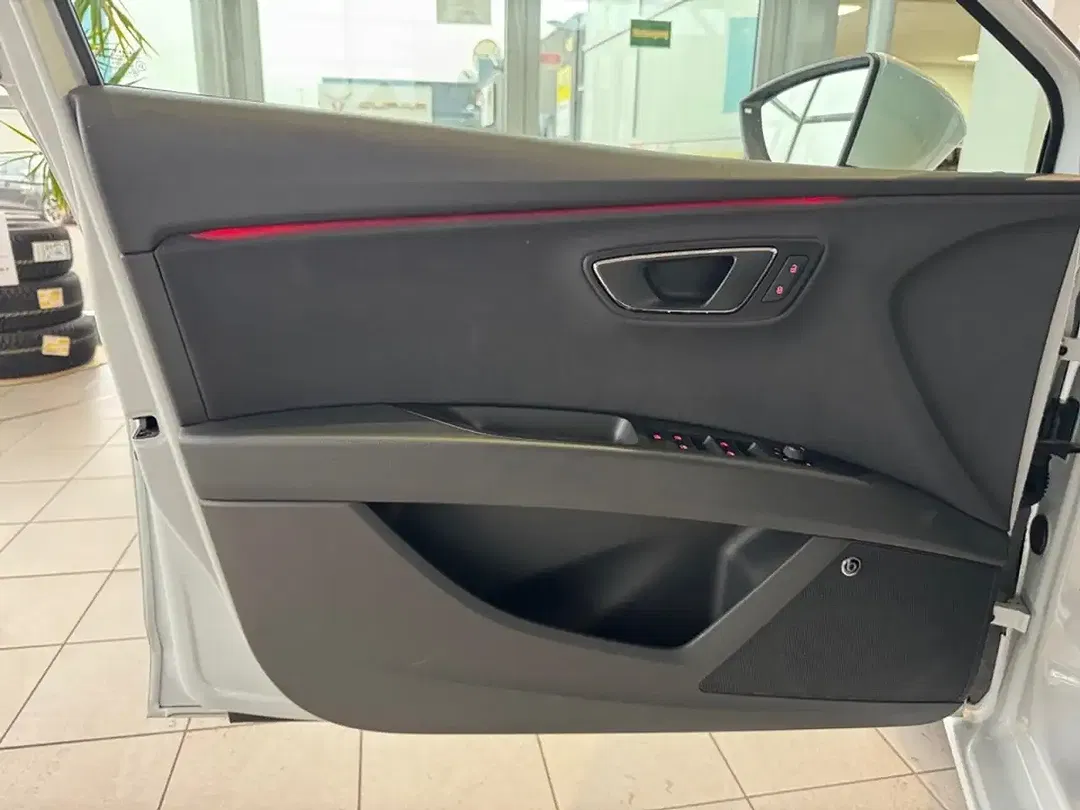 SEAT Leon - Thumbnail 12