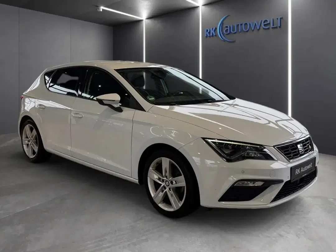 SEAT Leon - Thumbnail 2