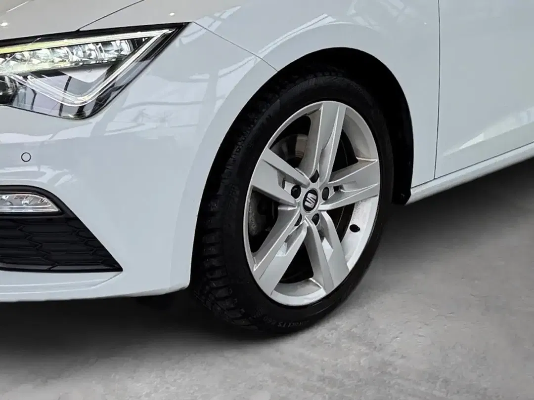 SEAT Leon - Thumbnail 8