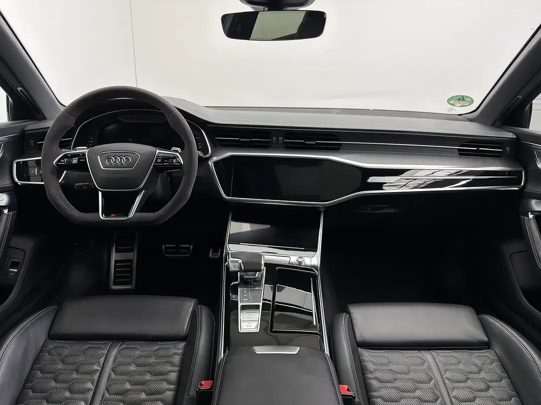 Audi RS6 - Thumbnail 10