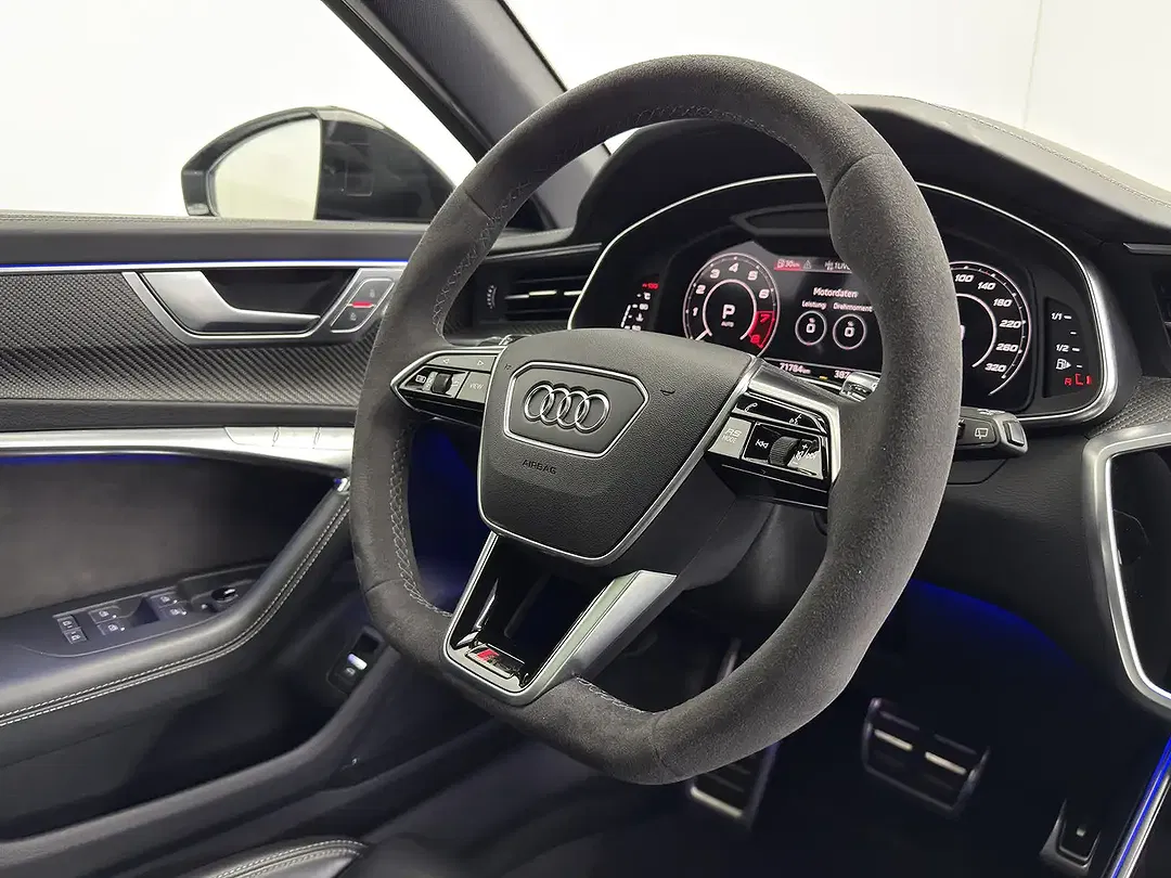 Audi RS6 - Thumbnail 12