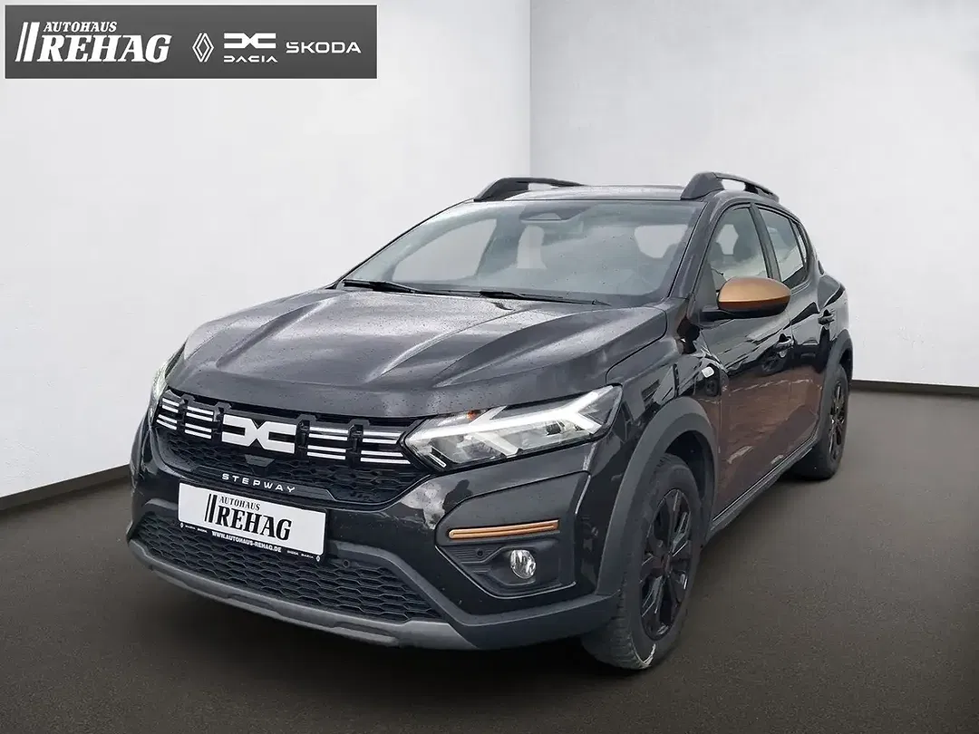 Dacia Sandero - Thumbnail 1