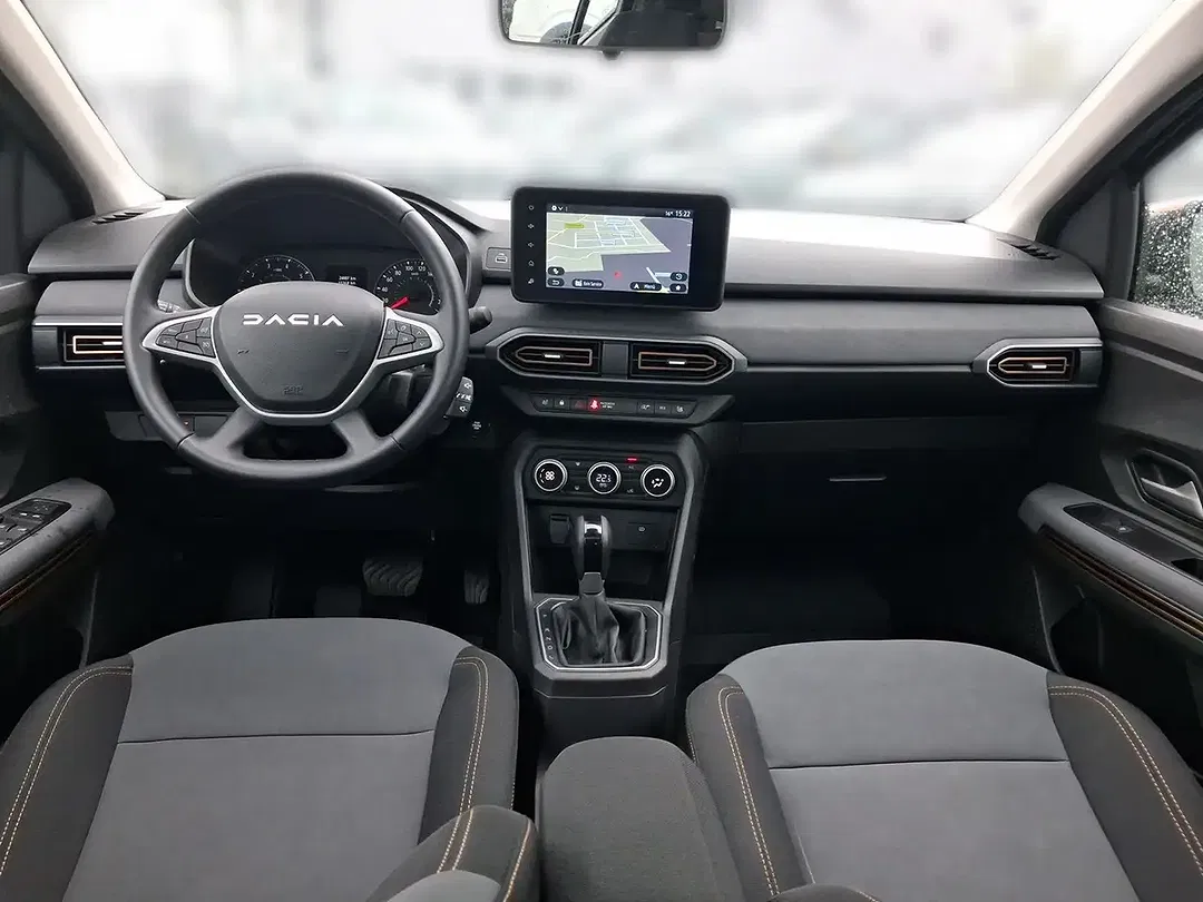 Dacia Sandero - Thumbnail 9