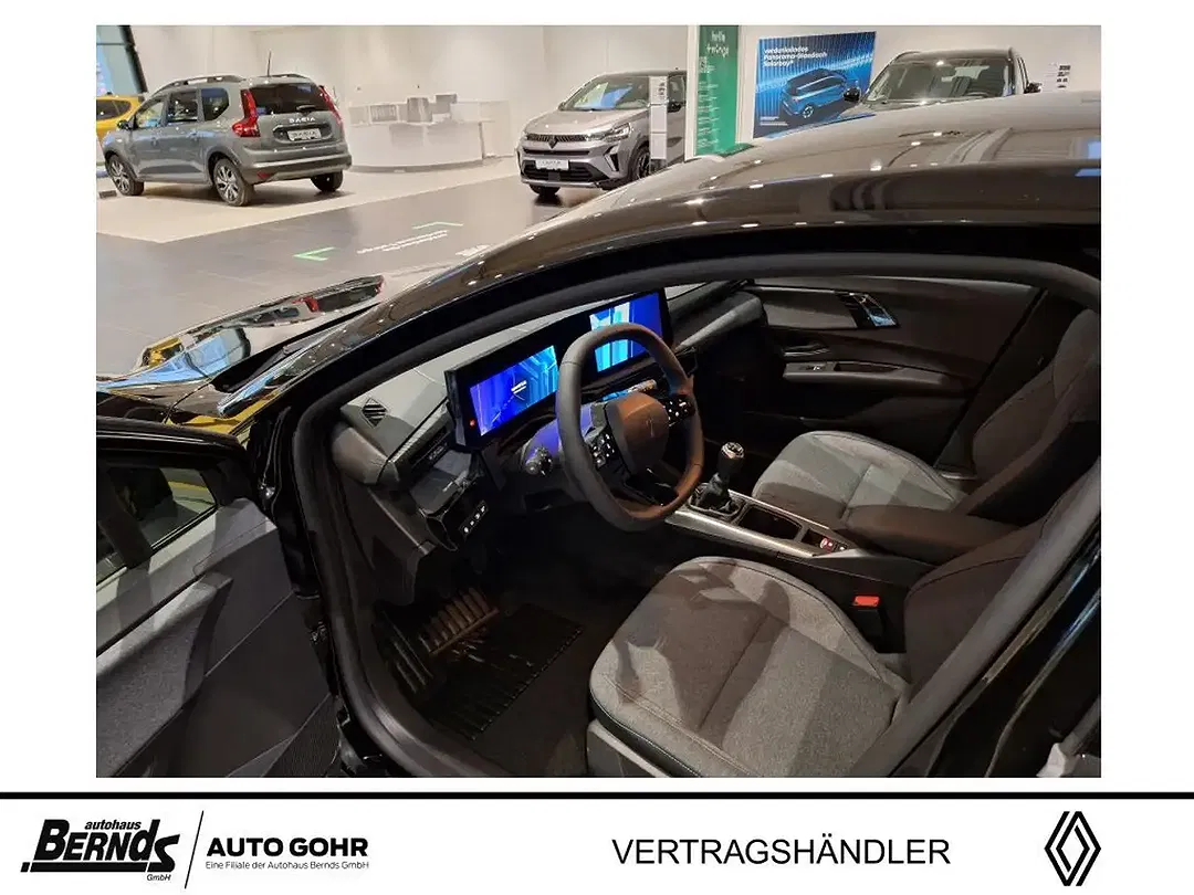 Renault Clio - Thumbnail 10