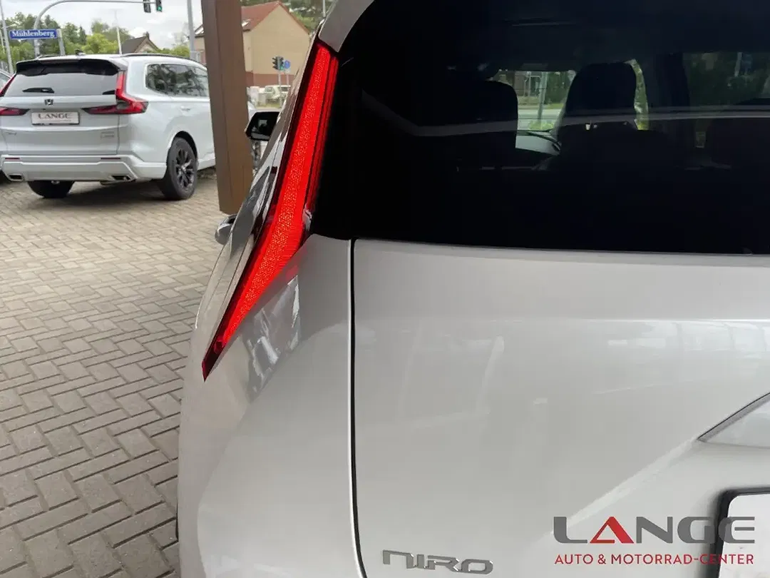 Kia Niro - Thumbnail 8
