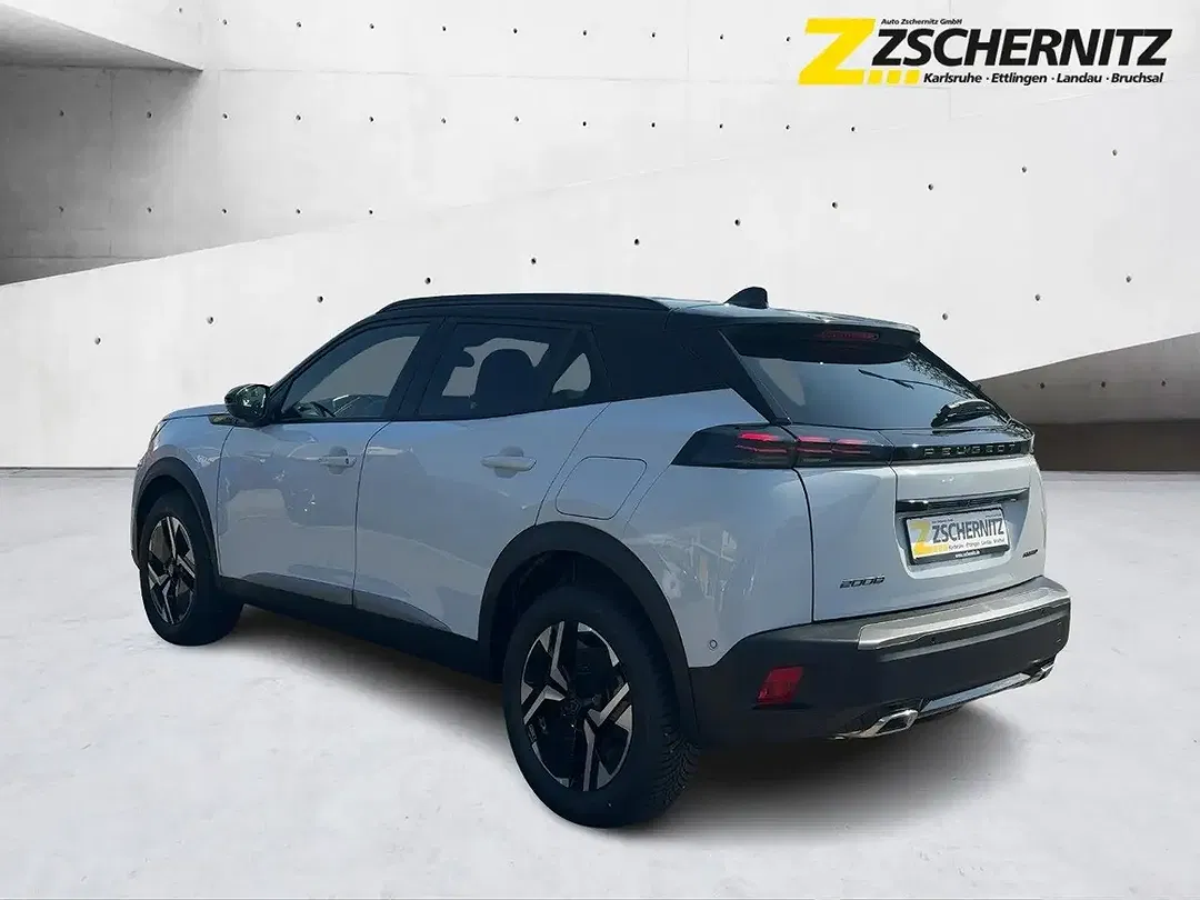Peugeot 2008 - Thumbnail 2