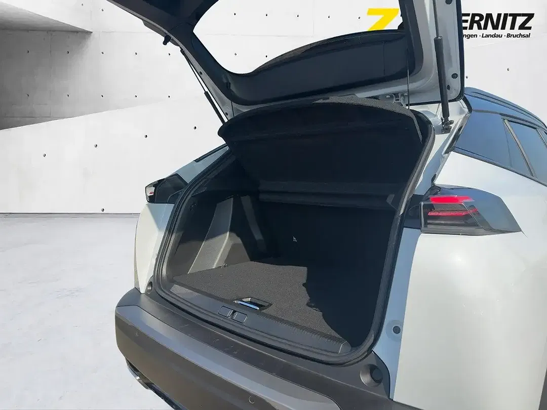Peugeot 2008 - Thumbnail 5